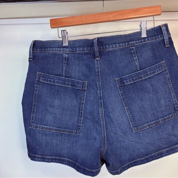 NWT J Crew Denim Shorts sz 32